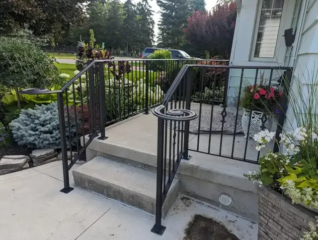 Custom Metal Driveway Gates, Wheelchair Ramps, Railings, Repair in Fence, Deck, Railing & Siding in London - Image 13