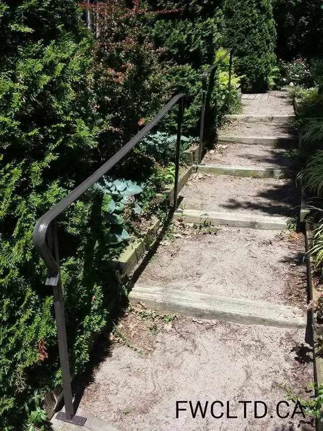 Custom Metal Driveway Gates, Wheelchair Ramps, Railings, Repair in Fence, Deck, Railing & Siding in London - Image 16