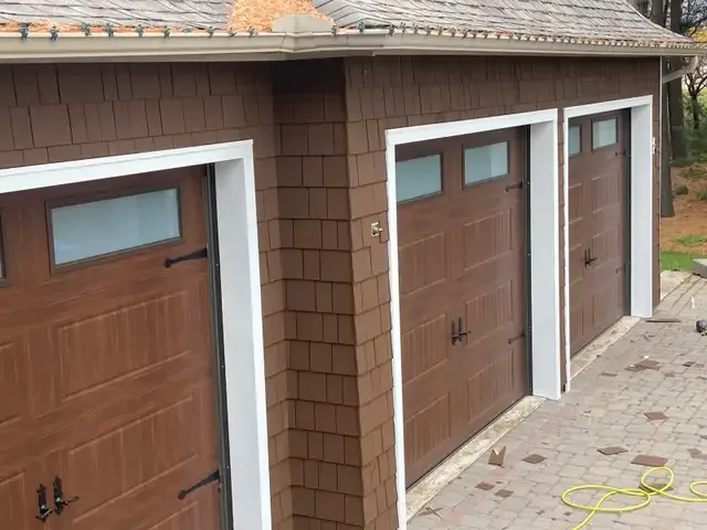 Exterior services! Small cash repairs for cheap ! in Roofing in London - Image 11