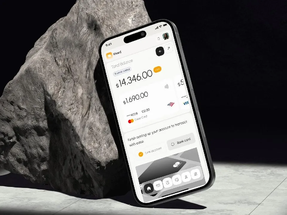 UI UX designer for a mobile finance dashboard