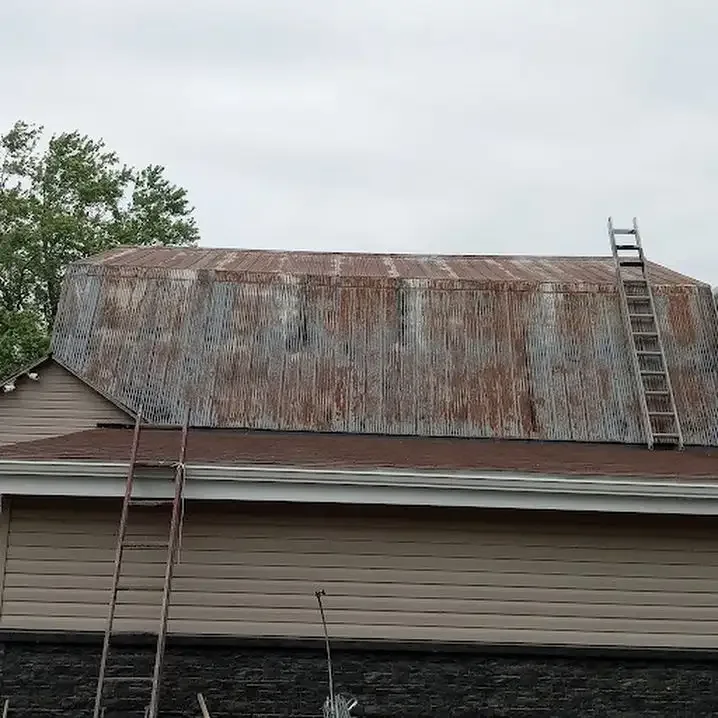 Image from Canada Pro Barn Painting's saved profile