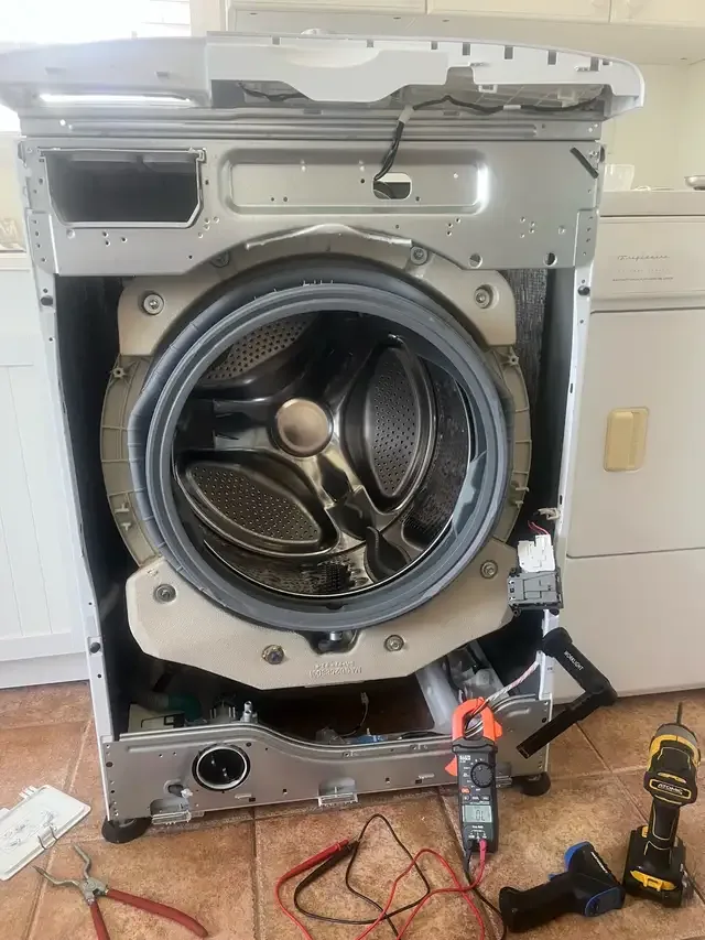 Appliance Repair & Installation in Appliance Repair & Installation in London - Image 3