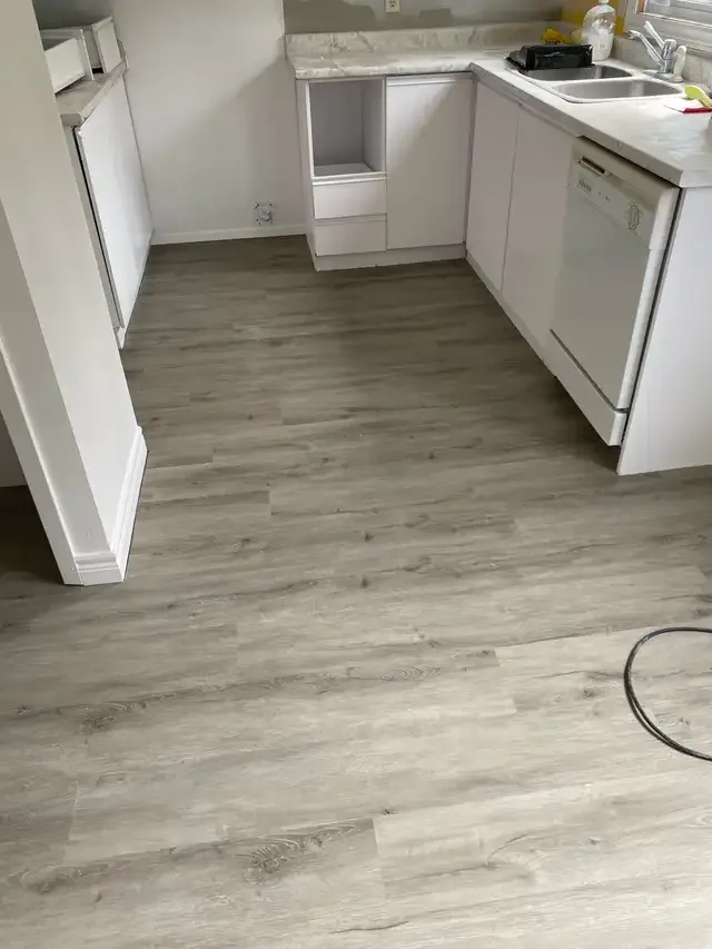 love@care flooring call now 548 888 1840 in Flooring in London - Image 10