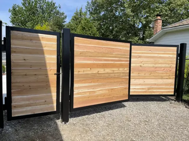 Custom Metal Driveway Gates, Wheelchair Ramps, Railings, Repair in Fence, Deck, Railing & Siding in London - Image 15
