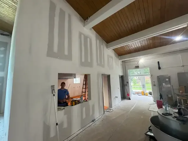 drywall finisher/handyman in Drywall & Stucco Removal in London - Image 2