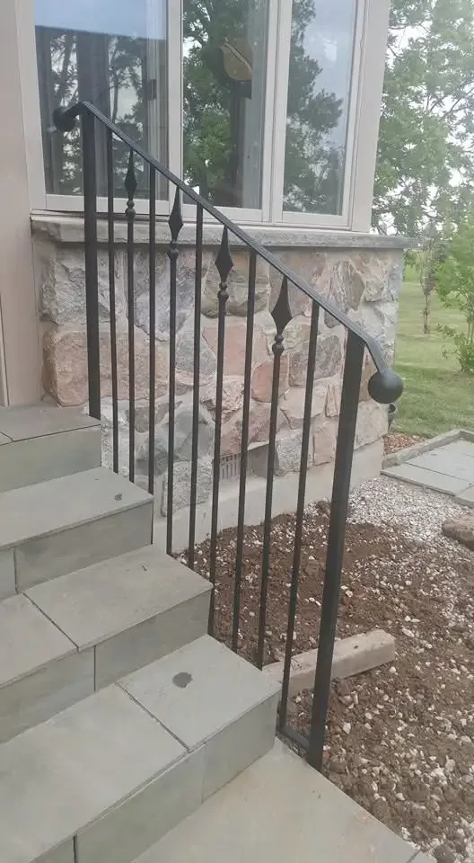 Custom Metal Driveway Gates, Wheelchair Ramps, Railings, Repair in Fence, Deck, Railing & Siding in London - Image 9