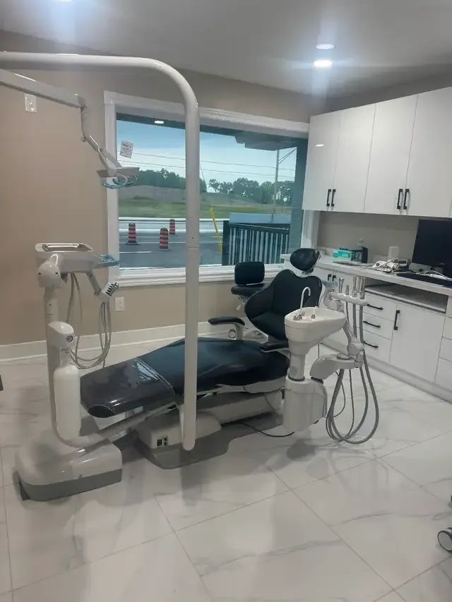 Oxbury Medical Clinic: Dental, Massage in Health and Beauty Services in London - Image 2