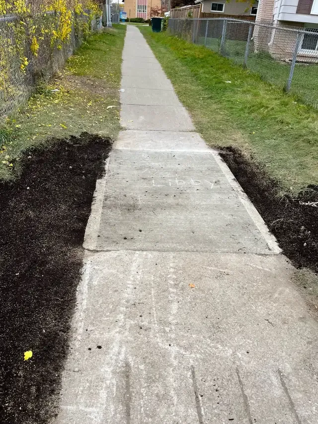 CONCRETE & ASPHALT CUTTING + REMOVAL | FREE ESTIMATES in Brick, Masonry & Concrete in London - Image 5