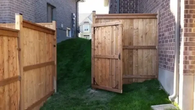 Level Posts Digging and Fences - Fences and Decks! in Fence, Deck, Railing & Siding in London - Image 2