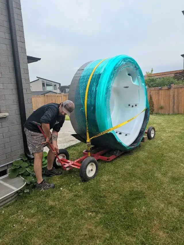 HOT TUB MOVER in Moving & Storage in London - Image 5