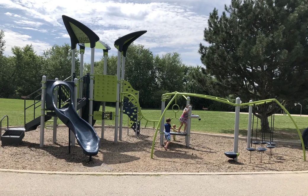 Playground at Constitution Park. Published in the source’s 2020 park visit report. Current equipment may differ.